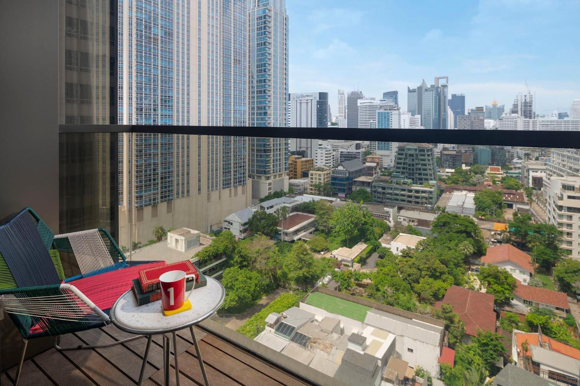 Hotel Indigo Bangkok Wireless Road By Ihg Kültér fotó
